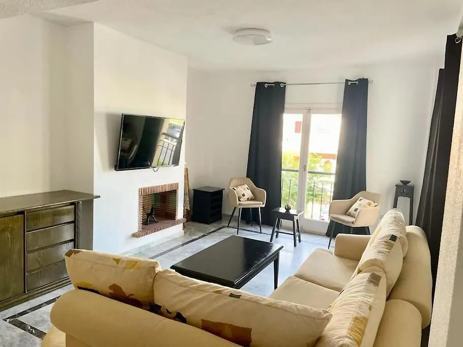 Monte Duquesa - 4 Bedroom Apt, 3 Bathrooms Close To Port And Beach, Communal Pool Manilva 0*,  Spain