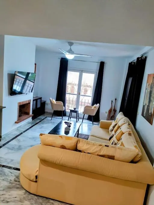 Monte Duquesa - 4 Bedroom Apt, 3 Bathrooms Close To Port And Beach, Communal Pool Manilva Apartment