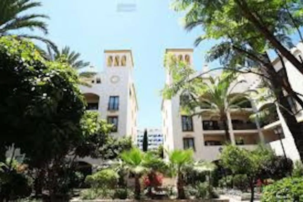 Monte Duquesa - 4 Bedroom Apt, 3 Bathrooms Close To Port And Beach, Communal Pool Manilva Apartment